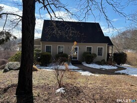 72 Ingham Hill Rd in Old Saybrook, CT - Building Photo