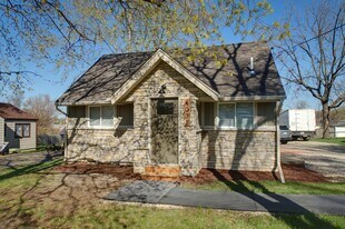 4031 51st St in Des Moines, IA - Building Photo
