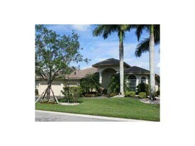 6740 NW 105th Ln in Parkland, FL - Building Photo