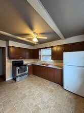 934 Nevin St in Akron, OH - Building Photo - Building Photo