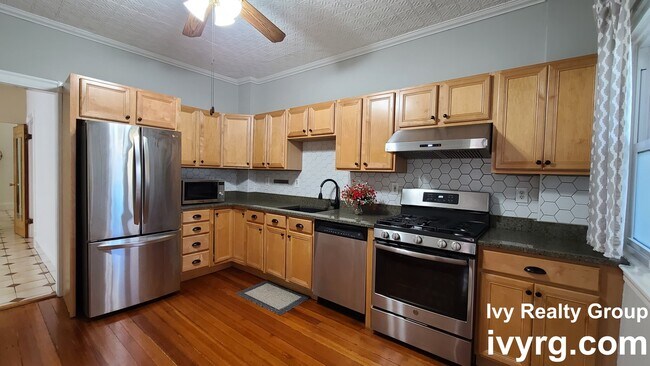 45 Temple St, Unit #1