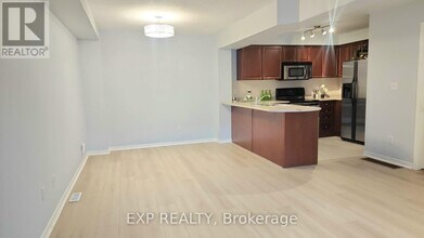 33 Bondsmith St in Ajax, ON - Building Photo - Building Photo