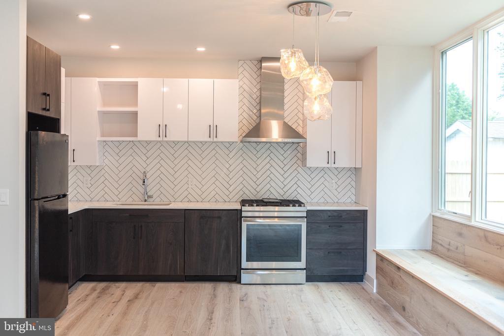 37 Oakland St in Princeton, NJ - Building Photo