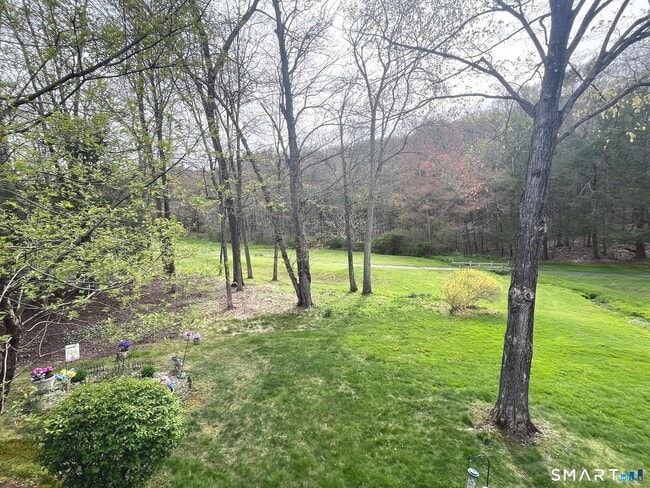 593 Heritage Vlg in Southbury, CT - Building Photo - Building Photo
