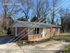 2 Waddell Rd in Greenville, SC - Building Photo