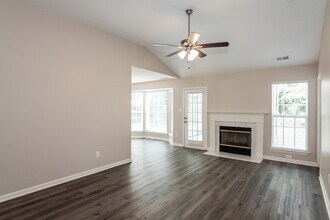 11518 Larix Dr in Charlotte, NC - Building Photo - Building Photo