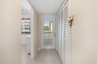 920 Dogwood Dr in Delray Beach, FL - Building Photo - Building Photo