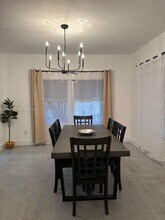 52 NW 47th Terrace in Miami, FL - Building Photo - Building Photo