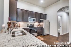 1141 Burek Cross in Seguin, TX - Building Photo - Building Photo