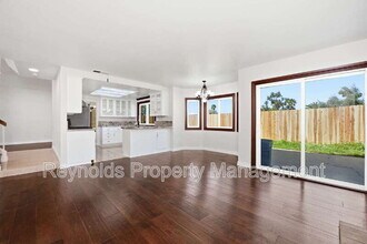 9462 Pipilo St in San Diego, CA - Building Photo - Building Photo