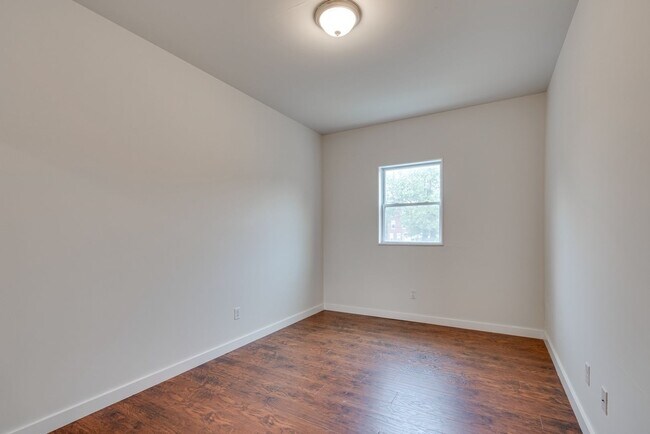 1326 N 17th St in Philadelphia, PA - Building Photo - Building Photo