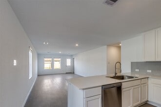 1528 Crowson Rdg in Conroe, TX - Building Photo - Building Photo