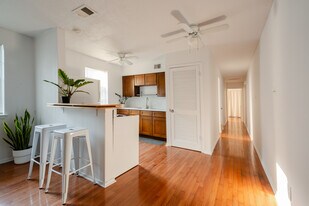 1337 Vinton Ave, Unit 4 in Memphis, TN - Building Photo