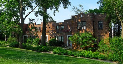 Westmoreland Apt Corp. in Flushing, NY - Building Photo - Building Photo