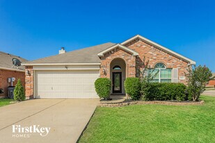 2064 Fairview Dr in Forney, TX - Building Photo