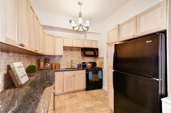 724 5th St NE, Unit #1 in Washington, DC - Building Photo - Building Photo