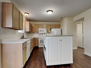 17895 Grassy Knoll Dr in Westfield, IN - Building Photo - Building Photo