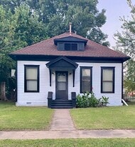 1012 Boston St in Muskogee, OK - Building Photo