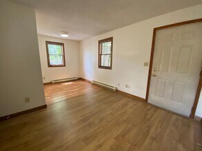 6 St John St in Dover, NH - Building Photo - Building Photo