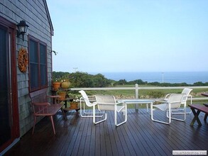 1063 Dunn Town Rd in Block Island, RI - Building Photo - Building Photo