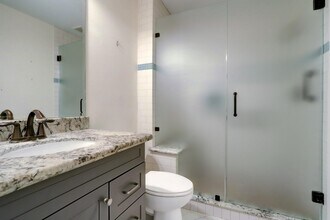 9410 Pipestone St in Houston, TX - Building Photo - Building Photo