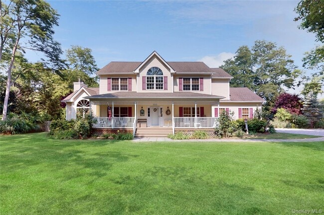 64230 County Rd 48 in Greenport, NY - Building Photo - Building Photo