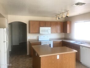11829 W Shaw Butte Dr in El Mirage, AZ - Building Photo - Building Photo