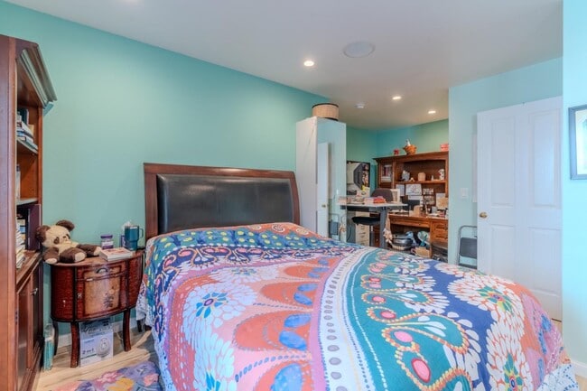 350 6th St in Montara, CA - Building Photo - Building Photo