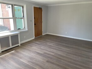 30 Standish Rd in Stamford, CT - Building Photo - Building Photo