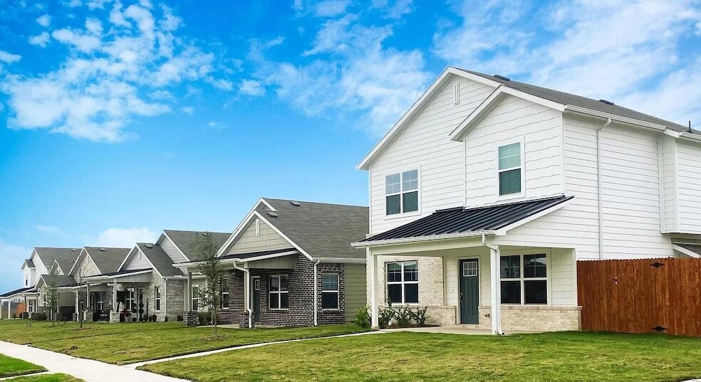 4143 Sarno Dr in Heartland, TX - Building Photo