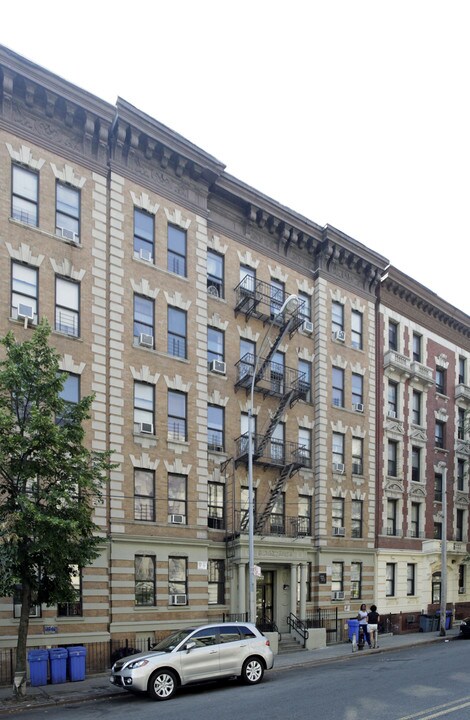 1222 Boston Rd in Bronx, NY - Foto de edificio