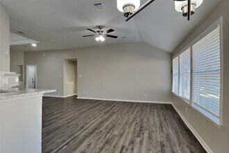 1114 Woodley Bend in Sugar Land, TX - Building Photo - Building Photo