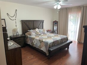 10270 NW 46th St in Doral, FL - Building Photo - Building Photo