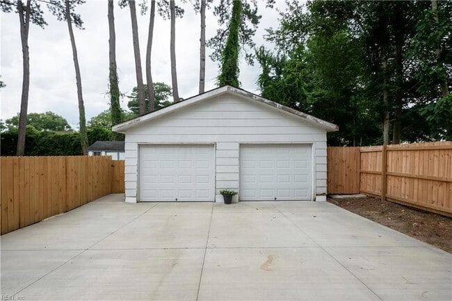 600 Etheridge Rd in Chesapeake, VA - Building Photo - Building Photo