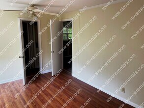 425 Hall St in Gallatin, TN - Building Photo - Building Photo