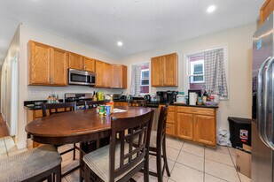 8 Darling St, Unit 92-1 in Boston, MA - Building Photo