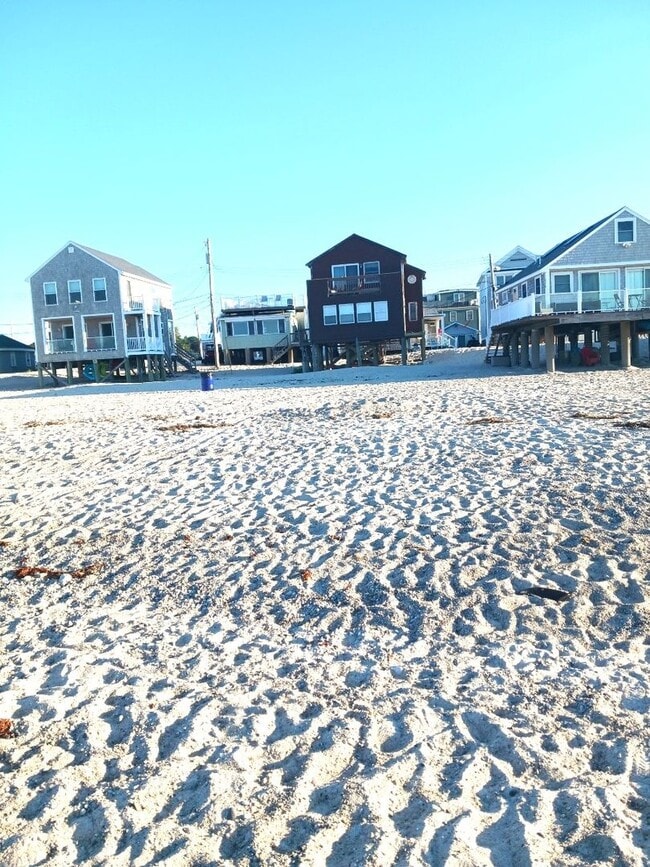 145D Taylor Ave in Plymouth, MA - Building Photo - Building Photo