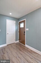 3822 Gawayne Terrace in Silver Spring, MD - Foto de edificio - Building Photo