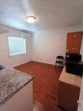 919 N 19th Ave in Hollywood, FL - Building Photo - Building Photo