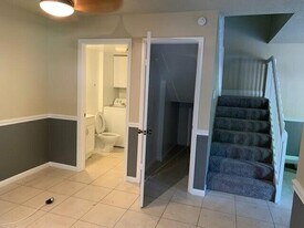 5624 56th Way in West Palm Beach, FL - Building Photo