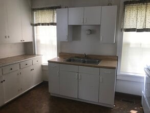 336 N Main St, Unit 336 N Main in Lapeer, MI - Building Photo - Building Photo