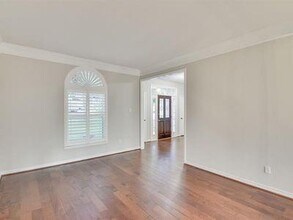 1081 Woodbriar Dr in Grapevine, TX - Building Photo - Building Photo