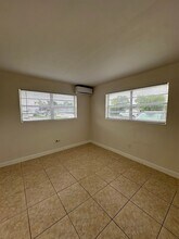 11625-11627 Canal Dr in Miami, FL - Building Photo - Building Photo