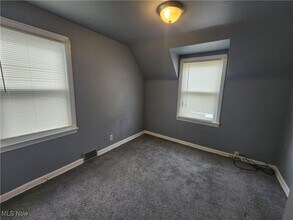 17204 Walden Ave in Cleveland, OH - Building Photo - Building Photo