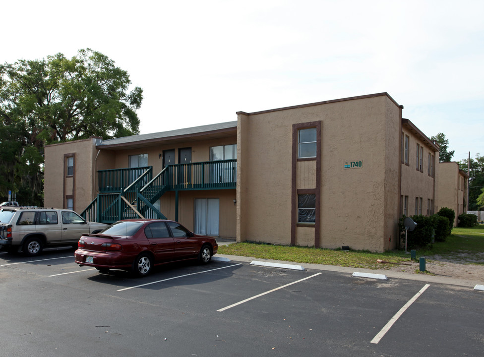 Lakeside Village Apartments in Orlando, FL - Building Photo