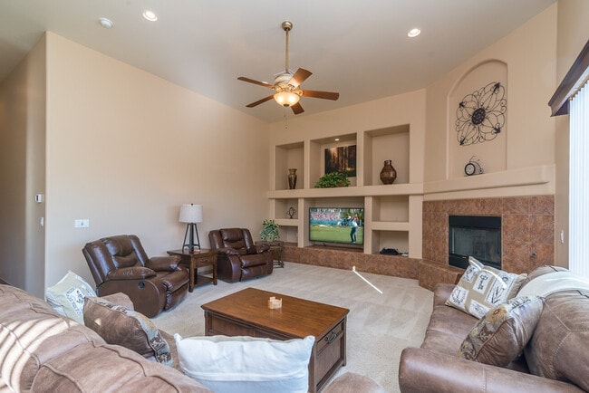 37023 N 12th St, Unit SI ID1255441P in Phoenix, AZ - Foto de edificio - Building Photo