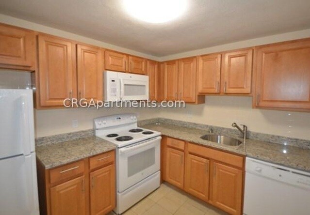 16 Whites Ave, Unit 51A