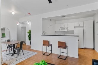 Green Spring in San Marcos, TX - Building Photo - Building Photo