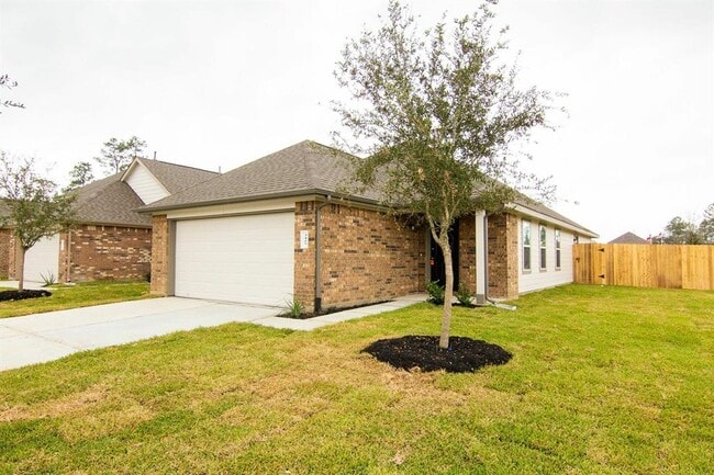 3427 Cannon Dr in Conroe, TX - Foto de edificio - Building Photo