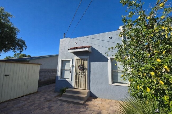 property at 244 S 15th Ave